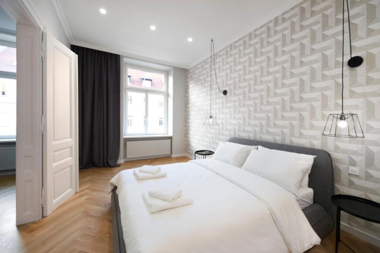 Fine Two Bedroom Trdinova Apartment Любляна Екстериор снимка