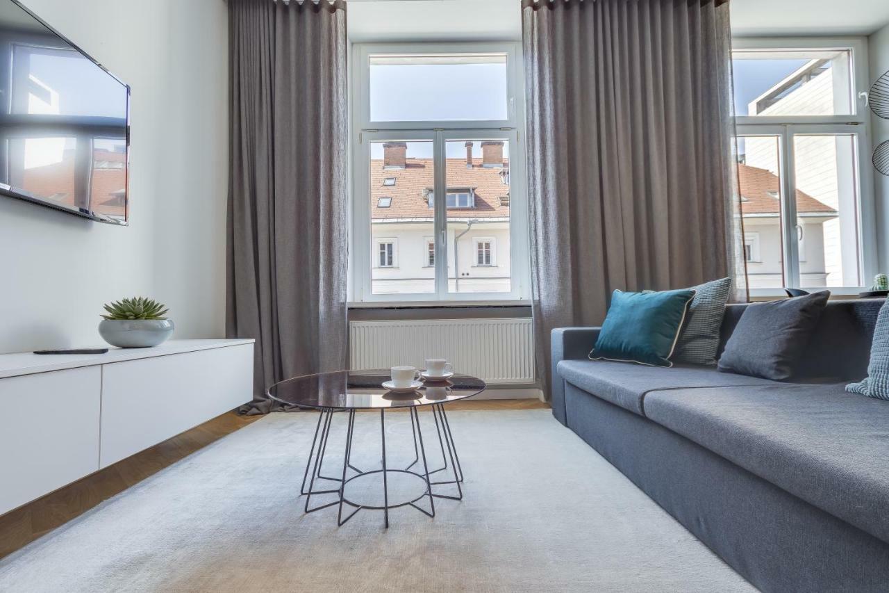 Fine Two Bedroom Trdinova Apartment Любляна Екстериор снимка